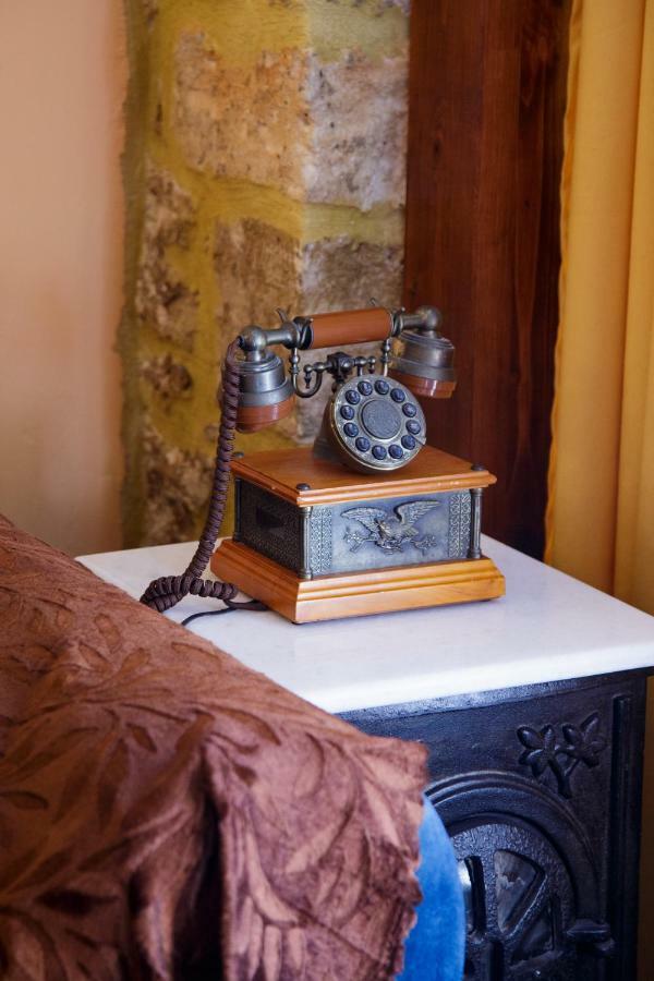 Sali Chelidonaki Boutique Suite Chania  ภายนอก รูปภาพ