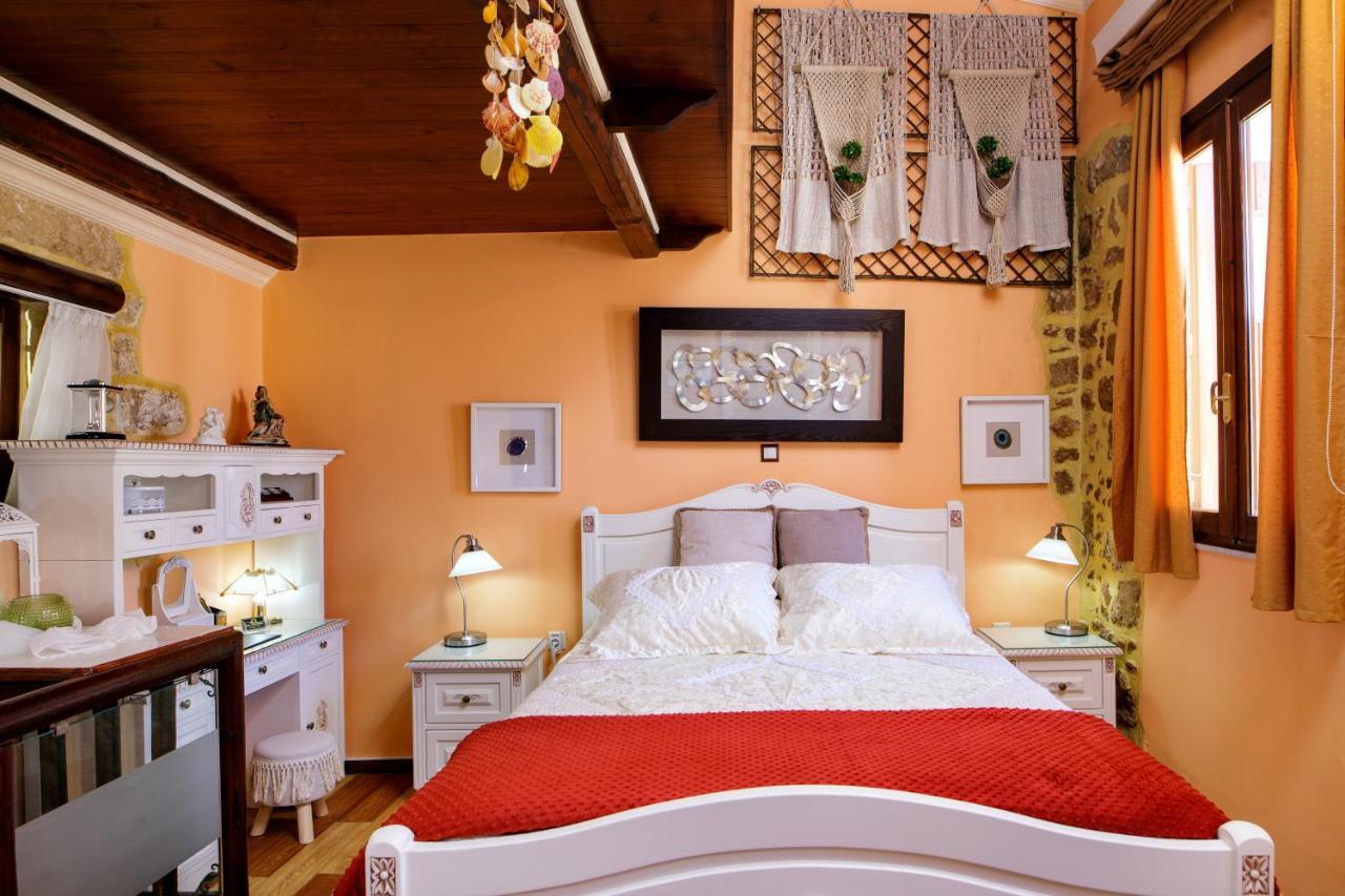 Sali Chelidonaki Boutique Suite Chania  ภายนอก รูปภาพ